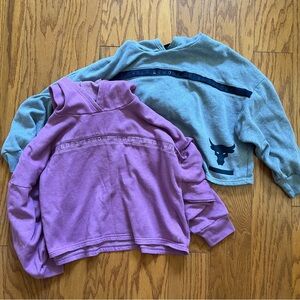 Lot of 2 Under Armour Cropped Gray and Purple/Pink Pullover Sweatshirts M L